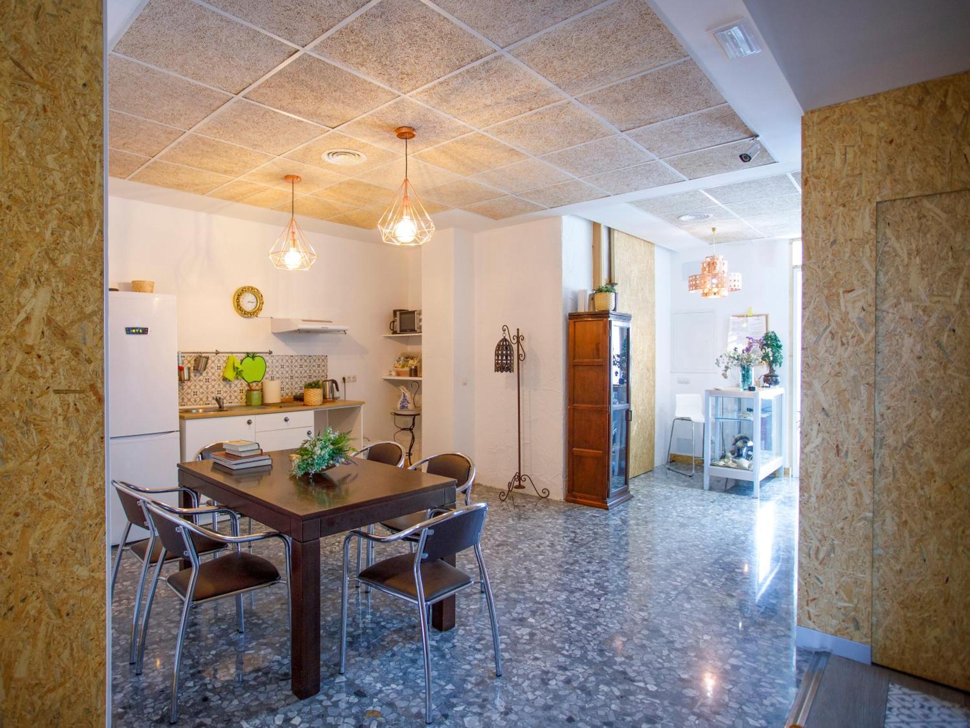 Italica Hostel Сантипонсе Экстерьер фото